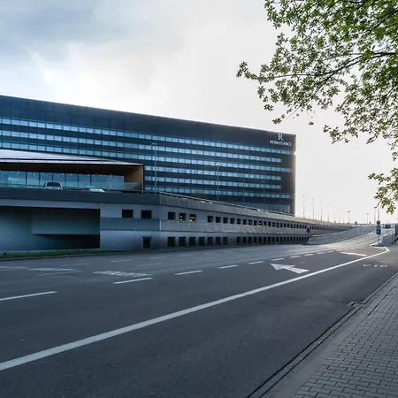 Renaissance Warsaw Airport Hotel-2